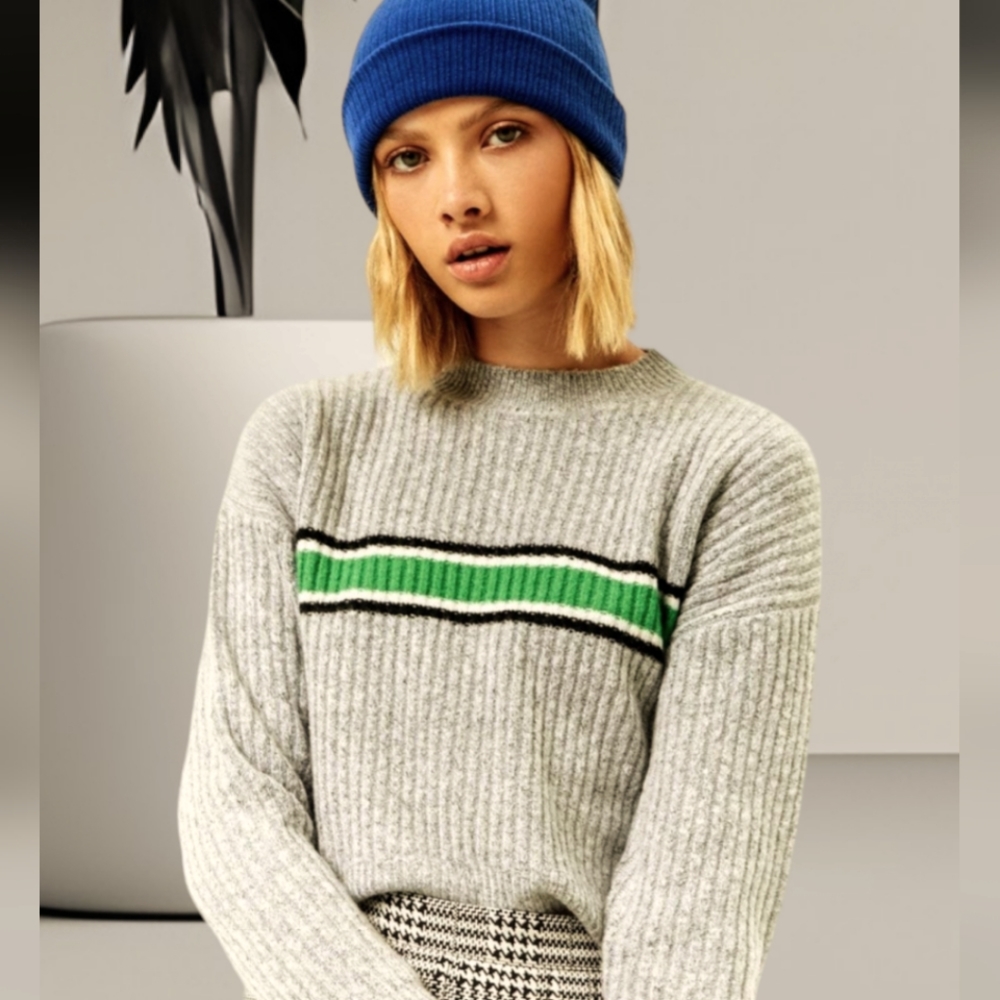 Forever 21 Women's Heathered Gray Wool Blend Knit Cropped Sweater